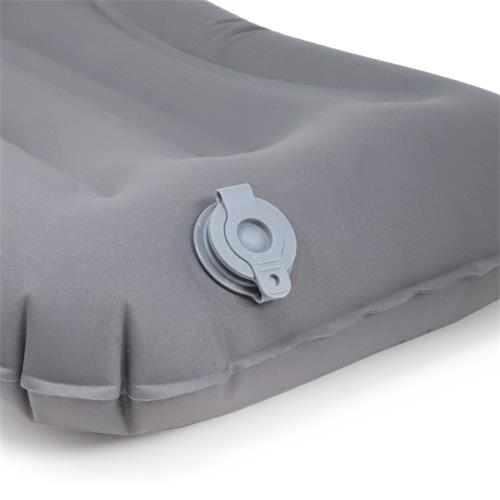 ALMOHADA AUTOHINCHABLE