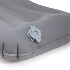 ALMOHADA AUTOHINCHABLE